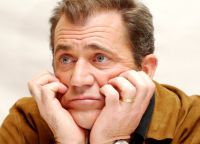 Mel Gibson bude 9. otcem