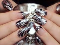 Metaliczny manicure 5