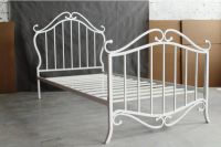 metalowe łóżko pojedyncze z łóżkiem pojedynczym 1