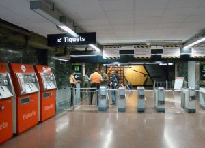 метро barcelona 7