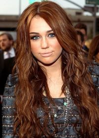 Miley Cyrus's Hairstyles2