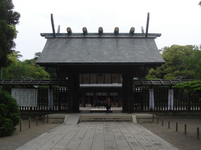 Синтоистский храм Миядзаки-дзингу