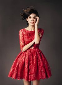 modely večerních šatů 2013 2