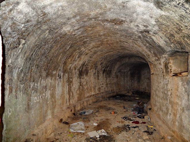 Туннель в крепости Могрен