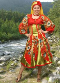 Mołdawski strój ludowy 4