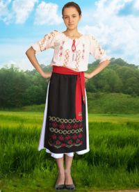 Молдавски народни костим 7