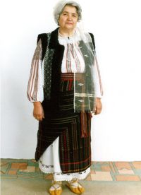 Mołdawski strój ludowy 8