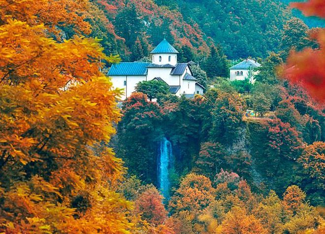 Черногория осенью
