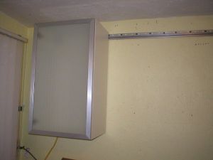 Закрепване на кухненските шкафове към стената26