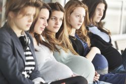 filmy o těhotenství dospívajících
