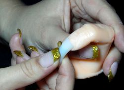 Żel do przedłużania paznokci na tipsie 6