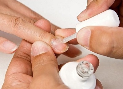 Покриване на ноктите с гелен лак 7