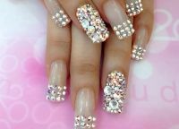 nokti s rhinestones3