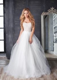 Natalya Romanova svatební šaty4