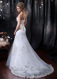 Natalya Romanova svatební šaty9