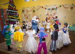 Новогодишни танци за деца