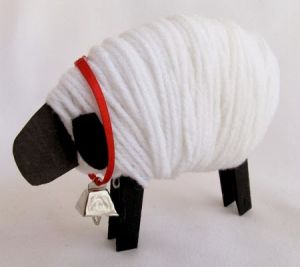 Коледните овце го правете сами