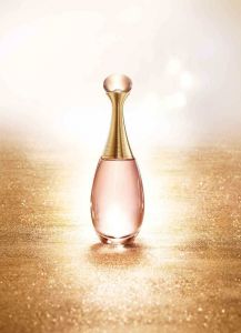 Nový dámský parfém 2016 2016 1