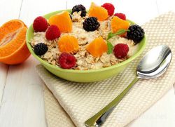 snídaně ovesné vločky pro snížení tělesné hmotnosti