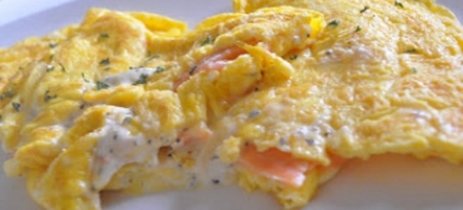 omlet z ribami v mikrovalovni pečici