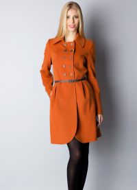 Оранжево палто 7