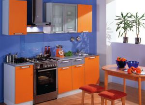 синьо-оранжева кухня 4