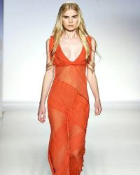 Pomarańczowa sukienka 2