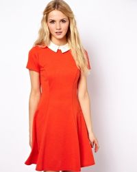 Pomarańczowa sukienka 3