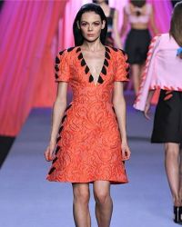 Оранжева рокля 6