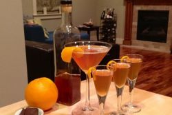 koktejly s oranžovým likerem