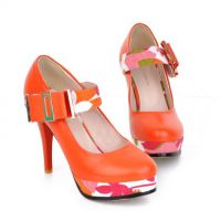 Pomarańczowe buty 6