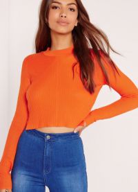 оранжев пуловер 15