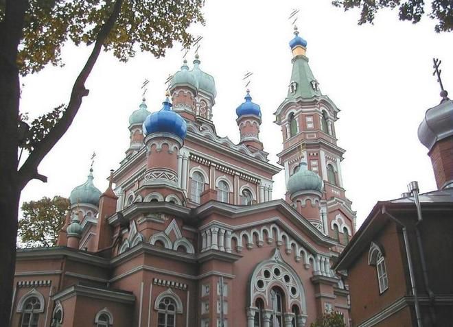 Церковь Святой Троицы, выполненная в московском стиле