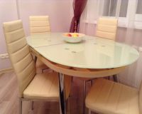 Kuhinjski ovalni klizni stol1