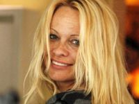 Pamela Anderson bez makijażu 4