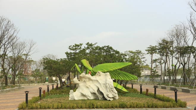 Скульптуры парка