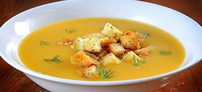 Градинска супа с картофено пюре