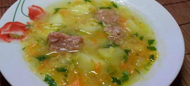 zupa grochowa z recepturą wołowiny