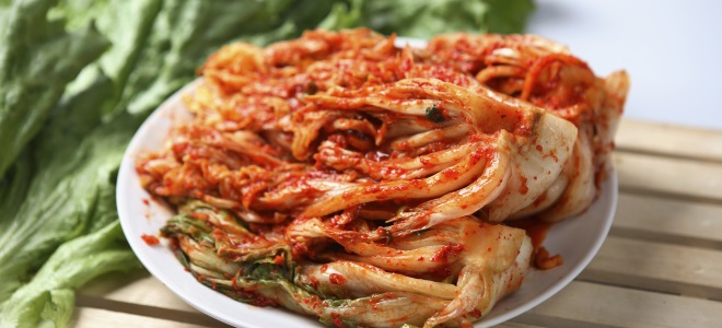 przepis kimchi z kapusty pekińskiej w języku koreańskim