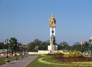 Монумент дружбы Камбоджи и Вьетнама