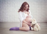 fotografiranje nosečnic v studiu 6