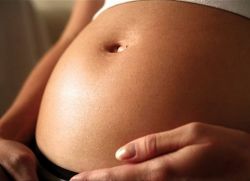 brzuszne plamy podczas ciąży