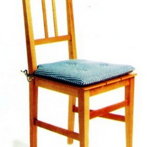 Polštáře na židlích 6