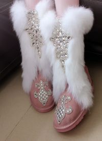 růžové boty 6