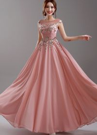 ružičasta haljina u pol8