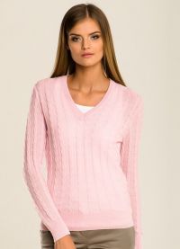 Różowy sweter 1