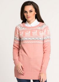 Розов пуловер 2