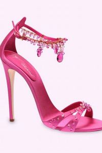 Розови сандали 2