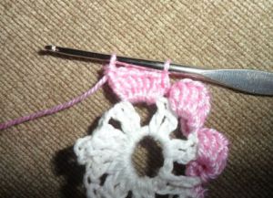 kobereček pro novorozence crocheted_4