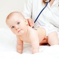 пневмония при бебета симптоми